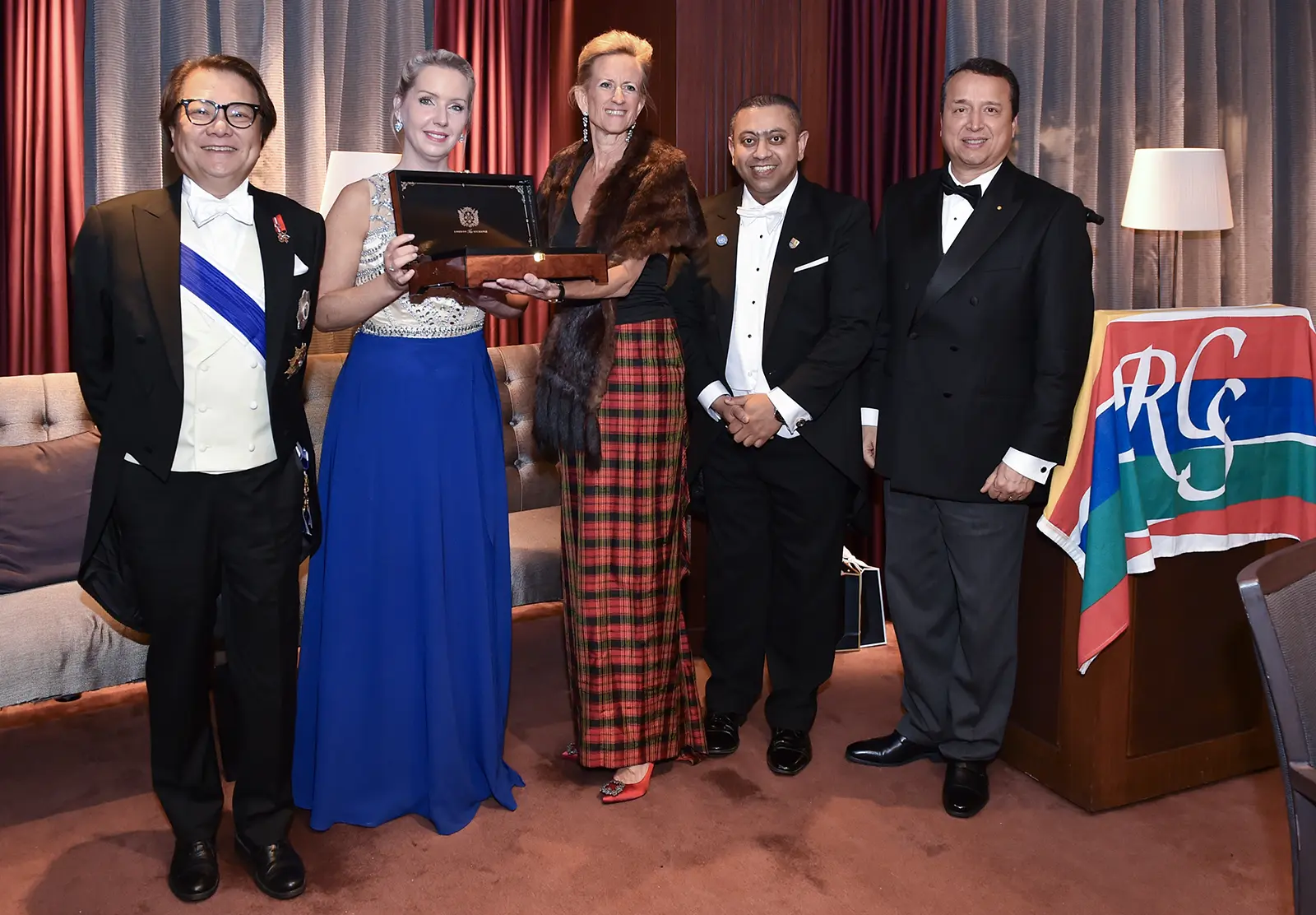 AliGStudios-RCS Feb12-135 tea gift HR